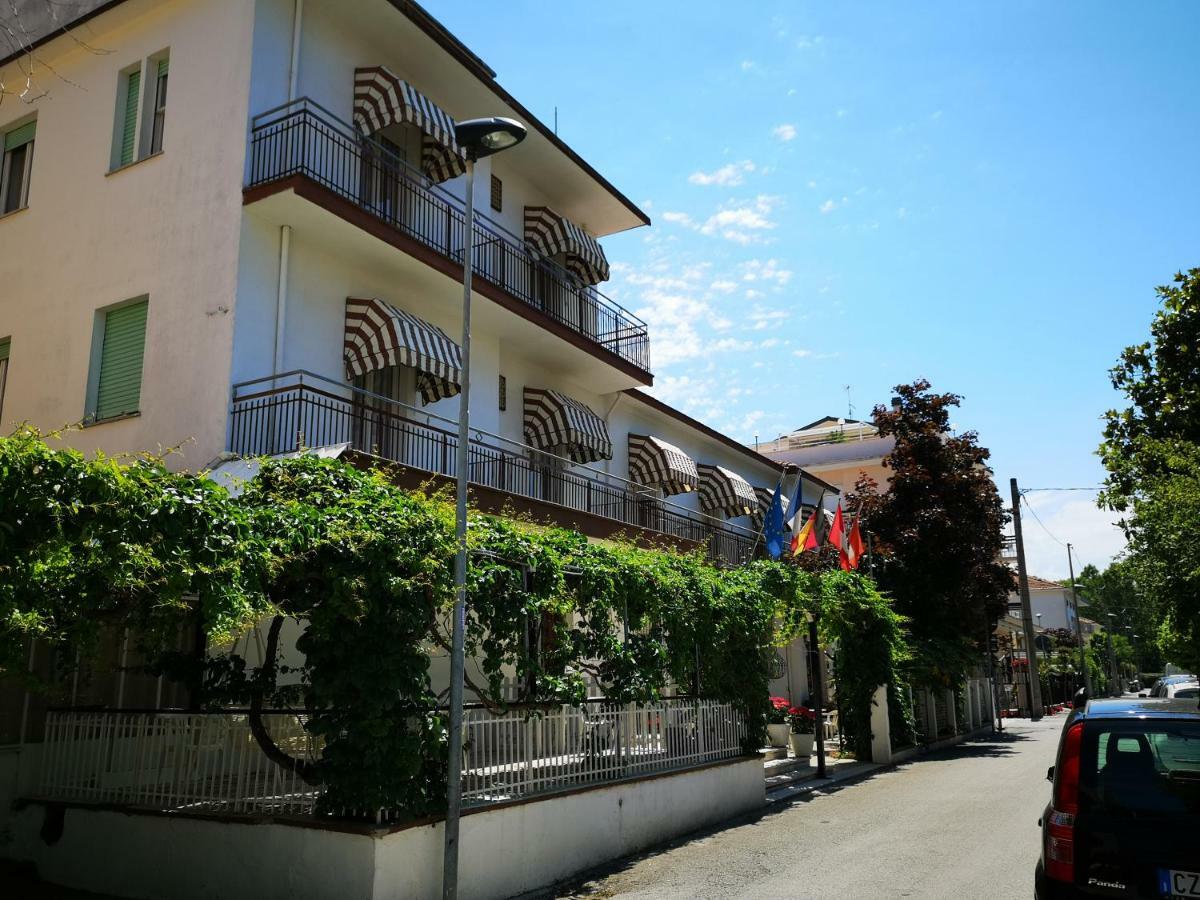 Villa Sorci Rimini Exteriör bild